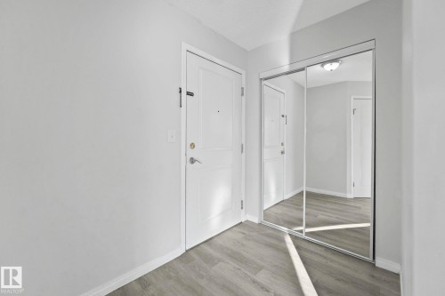 109 16221 95 Street, Edmonton, AB - Indoor Photo Showing Other Room