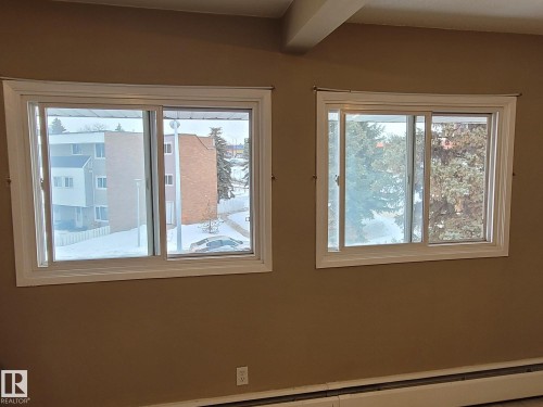 304A 2908 116A Avenue, Edmonton, AB - Indoor Photo Showing Other Room