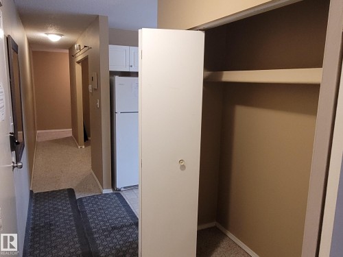 304A 2908 116A Avenue, Edmonton, AB - Indoor Photo Showing Other Room