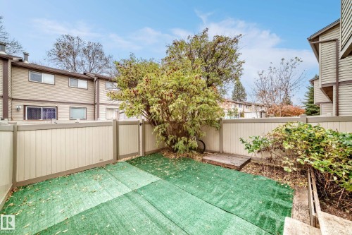 1189 Hooke Road, Edmonton, AB - Outdoor