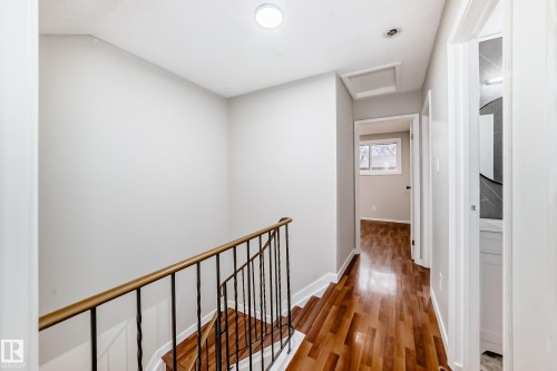 1189 Hooke Road, Edmonton, AB - Indoor Photo Showing Other Room