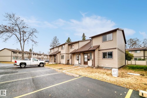 1189 Hooke Road, Edmonton, AB - Outdoor