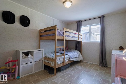 4000 Aspen Way, Leduc, AB - Indoor