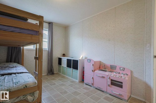 4000 Aspen Way, Leduc, AB - Indoor