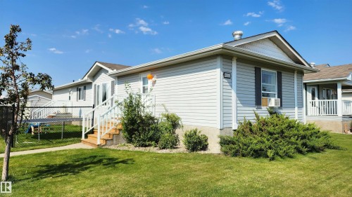 4000 Aspen Way, Leduc, AB - Outdoor