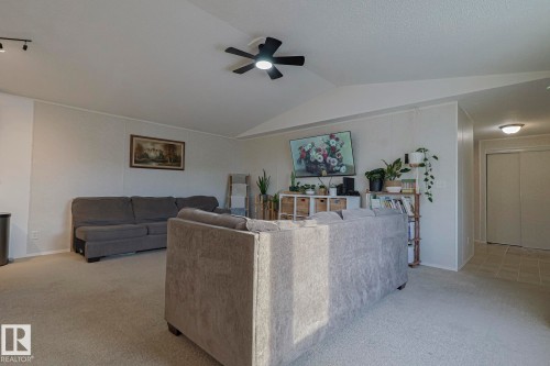 4000 Aspen Way, Leduc, AB - Indoor Photo Showing Other Room