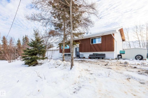 8 Fourth Street, Duffield, AB - Outdoor