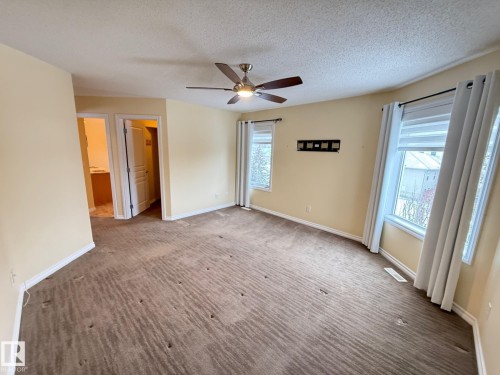 223 Ormsby Road East, Edmonton, AB - Indoor Photo Showing Other Room
