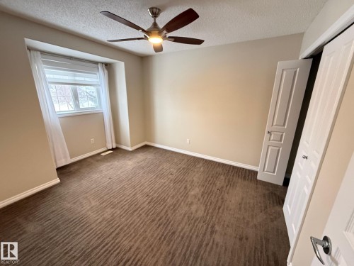 223 Ormsby Road East, Edmonton, AB - Indoor Photo Showing Other Room