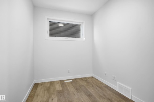 2126 Muckleplum Crescent, Edmonton, AB - Indoor Photo Showing Other Room