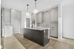 2126 MUCKLEPLUM Crescent  Edmonton, AB T6X 3G9