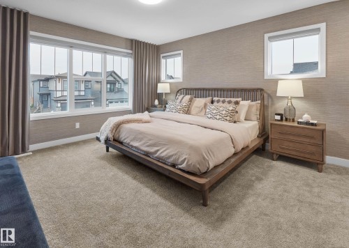 2126 Muckleplum Crescent, Edmonton, AB - Indoor Photo Showing Bedroom