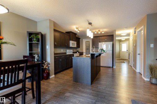 112 Kirpatrick Way, Leduc, AB - Indoor Photo Showing Kitchen
