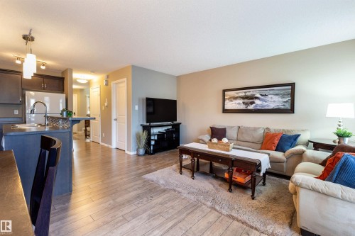 112 Kirpatrick Way, Leduc, AB - Indoor Photo Showing Living Room