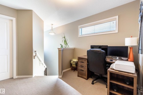 112 Kirpatrick Way, Leduc, AB - Indoor Photo Showing Office