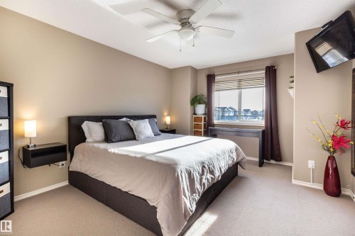 112 Kirpatrick Way, Leduc, AB - Indoor Photo Showing Bedroom