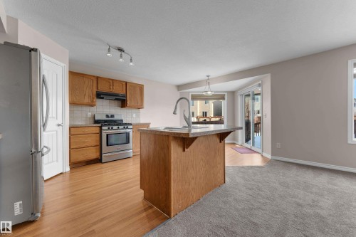 1739 61 Street, Edmonton, AB - Indoor Photo Showing Kitchen