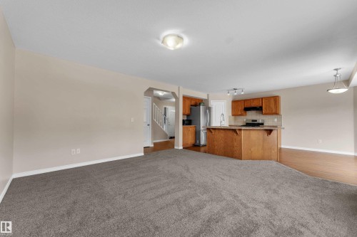 1739 61 Street, Edmonton, AB - Indoor