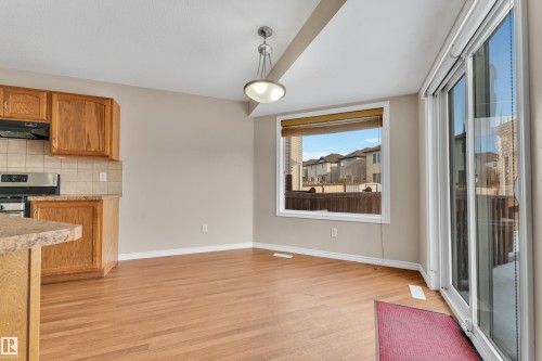 1739 61 Street, Edmonton, AB - Indoor