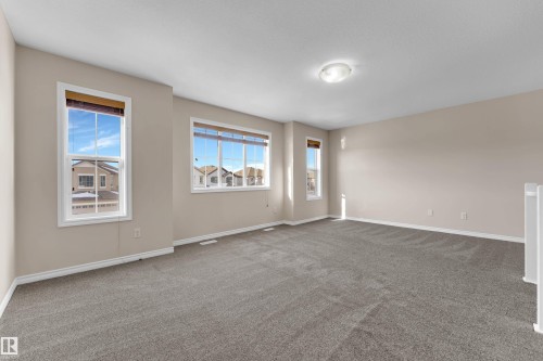 1739 61 Street, Edmonton, AB - Indoor Photo Showing Other Room