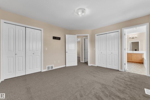 1739 61 Street, Edmonton, AB - Indoor