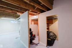 Basement with baseboards - 
