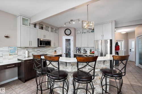 1105 Klarvatten Cove, Edmonton, AB - Indoor