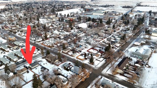 4805 48 Avenue, Wetaskiwin, AB - Outdoor With View