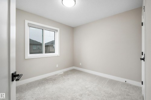 23 Hunter Place, Spruce Grove, AB - Indoor Photo Showing Other Room