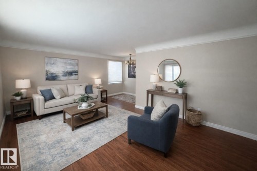 7910 75 Street, Edmonton, AB - Indoor Photo Showing Living Room