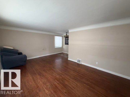 7910 75 Street, Edmonton, AB - Indoor Photo Showing Other Room
