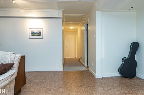 Hall featuring baseboards - 2112 67 Street Nw, Edmonton, AB - Indoor Photo Showing Other Room