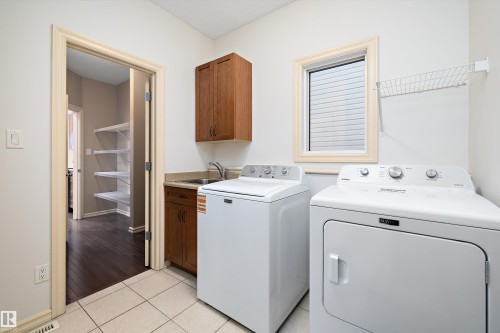 17831 84 Street, Edmonton, AB - Indoor Photo Showing Laundry Room