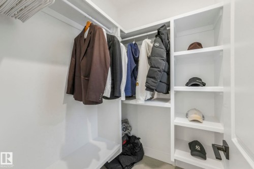 3518 42 Ave, Beaumont, AB - Indoor With Storage