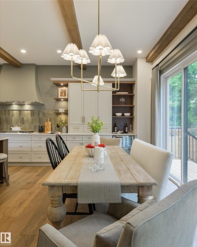 10805 60 Avenue, Edmonton, AB - Indoor Photo Showing Dining Room