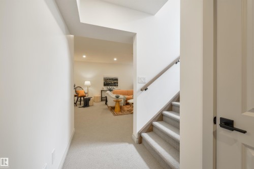 10805 60 Avenue, Edmonton, AB - Indoor Photo Showing Other Room