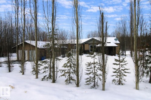 2971 Townsite Crescent, Calling Lake, AB - Outdoor