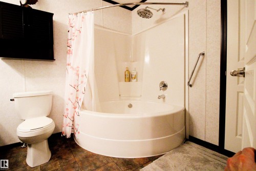 2971 Townsite Crescent, Calling Lake, AB - Indoor Photo Showing Bathroom