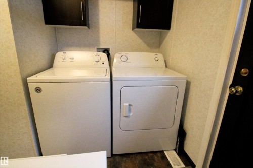 2971 Townsite Crescent, Calling Lake, AB - Indoor Photo Showing Laundry Room
