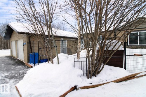 2971 Townsite Crescent, Calling Lake, AB - Outdoor