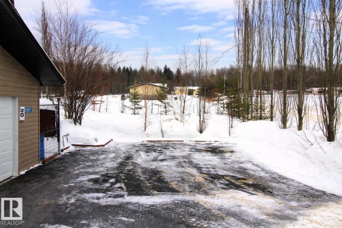 2971 Townsite Crescent, Calling Lake, AB - Outdoor