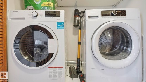 8911 83 Avenue, Edmonton, AB - Indoor Photo Showing Laundry Room