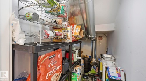 8911 83 Avenue, Edmonton, AB - Indoor