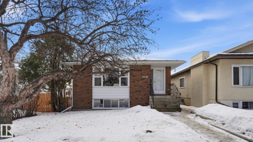 8911 83 Avenue, Edmonton, AB - Outdoor