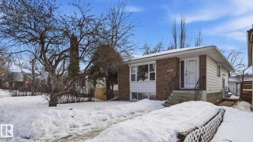 8911 83 Avenue, Edmonton, AB - Outdoor