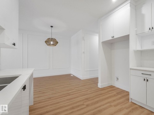 3520 42 Ave, Beaumont, AB - Indoor Photo Showing Kitchen