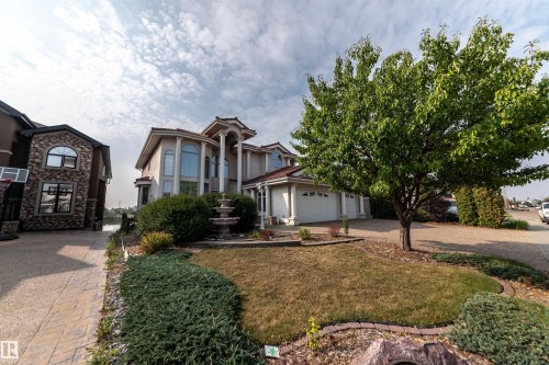 13527 158 Avenue, Edmonton, AB - Outdoor With Facade