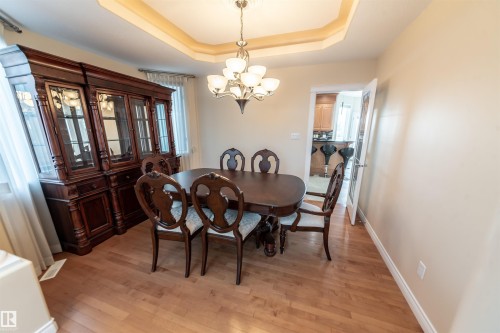 13527 158 Avenue, Edmonton, AB - Indoor Photo Showing Dining Room