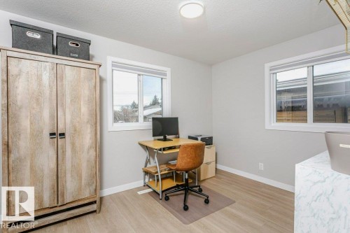 9020 152 Street, Edmonton, AB - Indoor Photo Showing Office