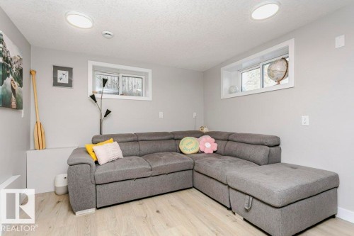9020 152 Street, Edmonton, AB - Indoor Photo Showing Living Room